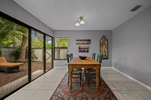 2537 Bedford Mews Dr, Wellington, FL 33414 - Photo 11