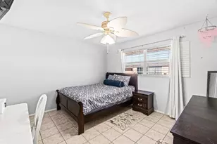 2121 NE 1st Ct, Boynton Beach, FL 33435 - Photo 21