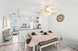 2121 NE 1st Ct, Boynton Beach, FL 33435 - Photo 11