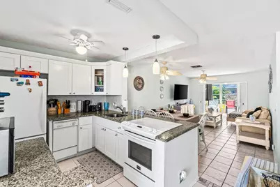 2121 NE 1st Court #202, Boynton Beach, FL 33435 - Photo 5