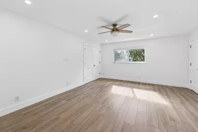 1206 S Lake Drive #203, Lantana, FL 33462 - Photo 23