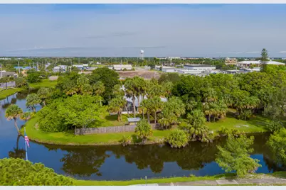 612 SE 6th Street, Stuart, FL 34994 - Photo 7