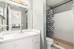 2121 NE 1st Ct, Boynton Beach, FL 33435 - Photo 25