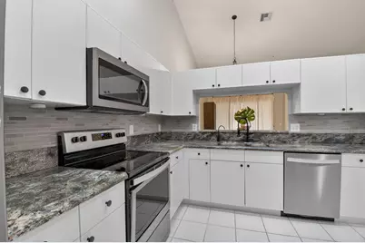 8298 Via Di Veneto, Boca Raton, FL 33496 - Photo 15