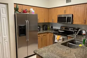 6505 Emerald Dunes Dr, West Palm Beach, FL 33411 - Photo 7