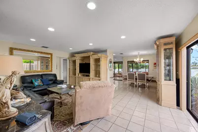 5871 Mirror Lakes Boulevard, Boynton Beach, FL 33472 - Photo 5