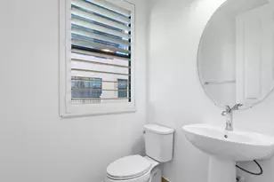 613 Windward Cir N, Boynton Beach, FL 33435 - Photo 9