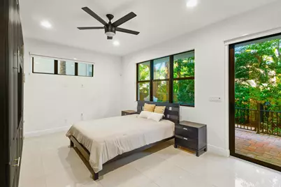 613 Windward Circle N, Boynton Beach, FL 33435 - Photo 13