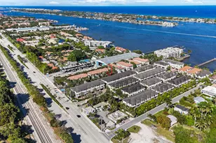 613 Windward Cir N, Boynton Beach, FL 33435 - Photo 35