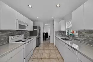 7676 Springwater Pl, Boynton Beach, FL 33437 - Photo 5