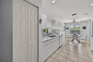 7676 Springwater Pl, Boynton Beach, FL 33437 - Photo 9