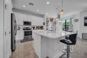 10030 Akenside Dr, Boca Raton, FL 33428 - Photo 5