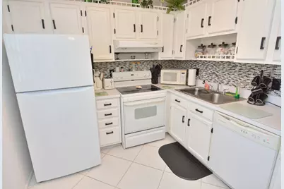 1225 NW 21st Street #309, Stuart, FL 34994 - Photo 9
