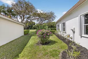 11893 Fountainside Cir, Boynton Beach, FL 33437 - Photo 49