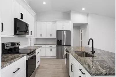 1949 SW Bayshore Boulevard, Port Saint Lucie, FL 34984 - Photo 11