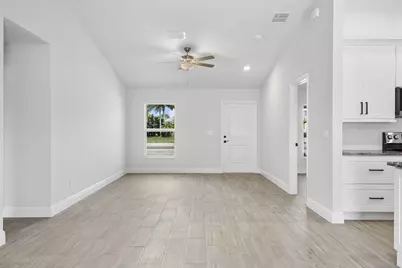 1949 SW Bayshore Boulevard, Port Saint Lucie, FL 34984 - Photo 21