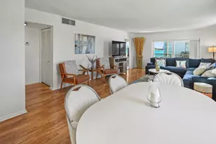 2936 Lake Shore Dr, Riviera Beach, FL 33404 - Photo 3