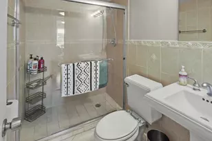 2936 Lake Shore Dr, Riviera Beach, FL 33404 - Photo 13