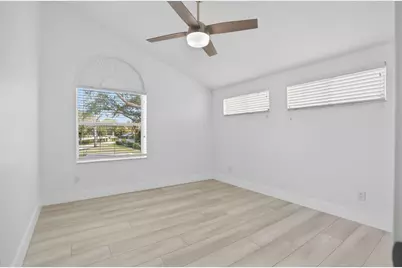 5230 Woodruff Lane, Palm Beach Gardens, FL 33418 - Photo 37