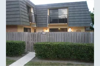 3209 32nd Way #3209, West Palm Beach, FL 33407 - Photo 1