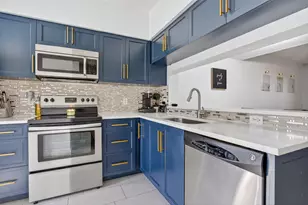 3148 Festival Dr, Margate, FL 33063 - Photo 11