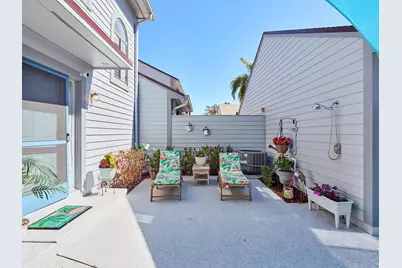 6116 SE Georgetown Place, Hobe Sound, FL 33455 - Photo 5
