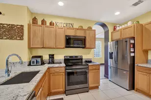 876 Gazetta Way, West Palm Beach, FL 33413 - Photo 17