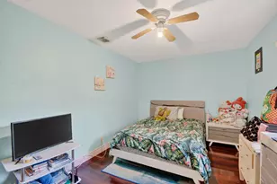 876 Gazetta Way, West Palm Beach, FL 33413 - Photo 37