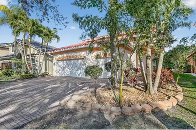 876 Gazetta Way, West Palm Beach, FL 33413 - Photo 3