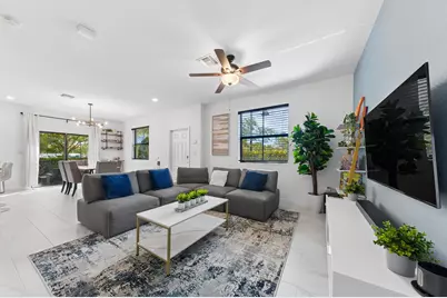 4622 Belgian Lane, Davie, FL 33314 - Photo 13