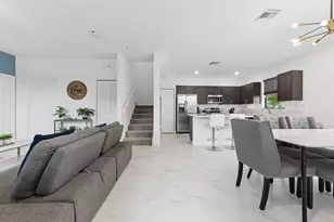 4622 Belgian Ln, Davie, FL 33314 - Photo 5