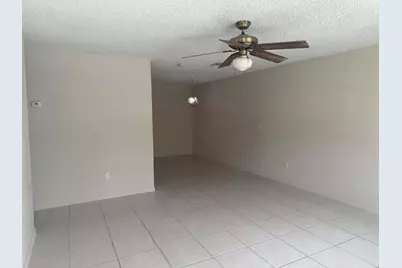 422 Caroline Avenue, West Palm Beach, FL 33413 - Photo 3