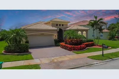 11421 SW Kingslake Circle, Port Saint Lucie, FL 34987 - Photo 1