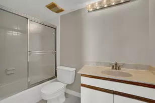 215 Oak Harbour Dr, Juno Beach, FL 33408 - Photo 27