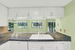 215 Oak Harbour Dr, Juno Beach, FL 33408 - Photo 13