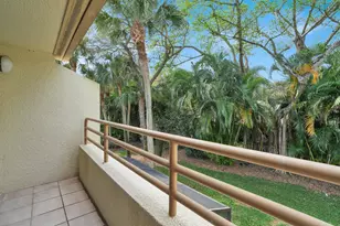 215 Oak Harbour Dr, Juno Beach, FL 33408 - Photo 35