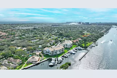 215 Oak Harbour Drive, Juno Beach, FL 33408 - Photo 45