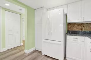 215 Oak Harbour Dr, Juno Beach, FL 33408 - Photo 11