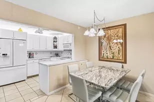 314 Knotty Pine Cir, Greenacres, FL 33463 - Photo 3