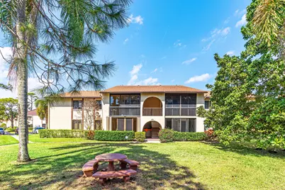 314 Knotty Pine Circle #C-1, Greenacres, FL 33463 - Photo 1