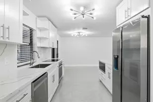 22390 SW 66th Ave, Boca Raton, FL 33428 - Photo 23