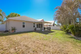 8209 Maidencane Pl, Port Saint Lucie, FL 34952 - Photo 25