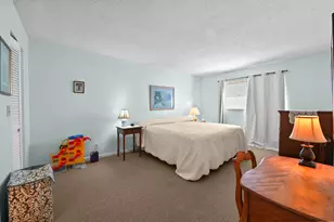 721 Lori Dr, Palm Springs, FL 33461 - Photo 11