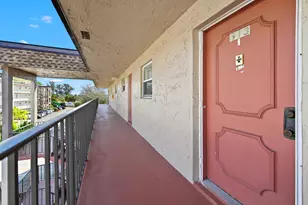 721 Lori Dr, Palm Springs, FL 33461 - Photo 23