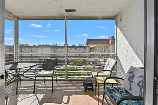 721 Lori Dr, Palm Springs, FL 33461 - Photo 21