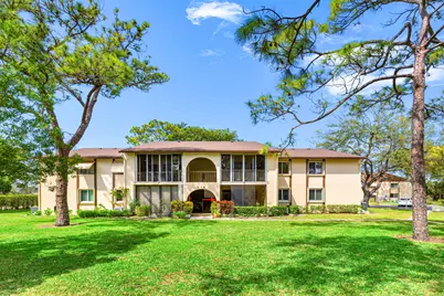 114 Lake Pine Circle #B-1, Greenacres, FL 33463 - Photo 1