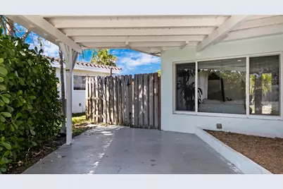 909 SE 16th Place, Deerfield Beach, FL 33441 - Photo 3