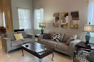 9201 Wentworth Ln, Port Saint Lucie, FL 34986 - Photo 5