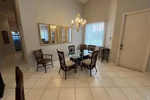 9201 Wentworth Ln, Port Saint Lucie, FL 34986 - Photo 9