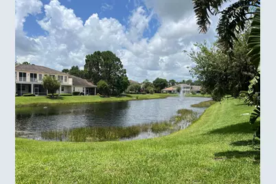 9201 Wentworth Lane, Port Saint Lucie, FL 34986 - Photo 11